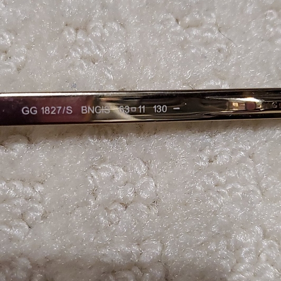 Authentic Gucci Aviator Sunglasses. - Picture 7 of 9